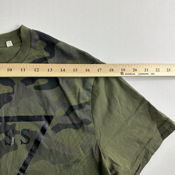 GUESS‎ Los Angeles Men’s Short Sleeve T-Shirt Size XL Green Black Camo Casual - Picture 7 of 8